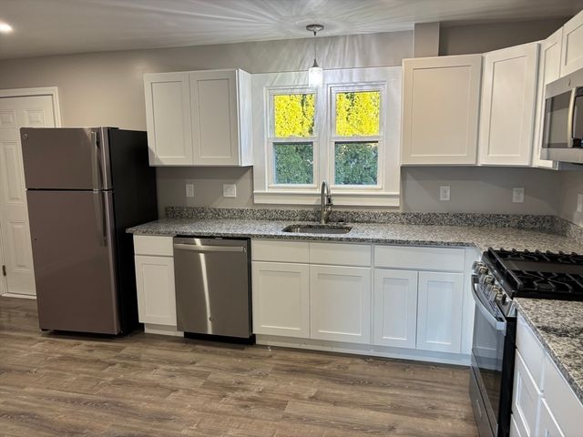 38 Gibson Ter, Dartmouth, MA 02747