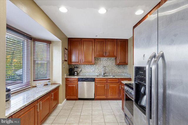 13103 MAGELLAN AVE, Rockville, MD 20853