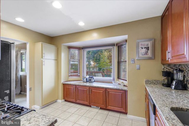 13103 MAGELLAN AVE, Rockville, MD 20853