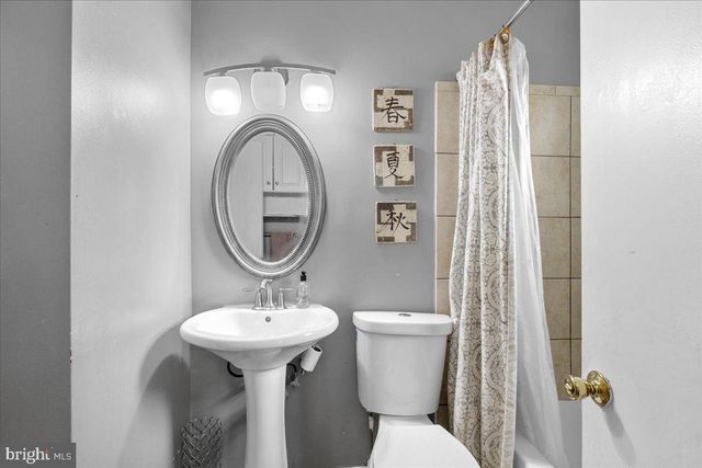 13103 MAGELLAN AVE, Rockville, MD 20853