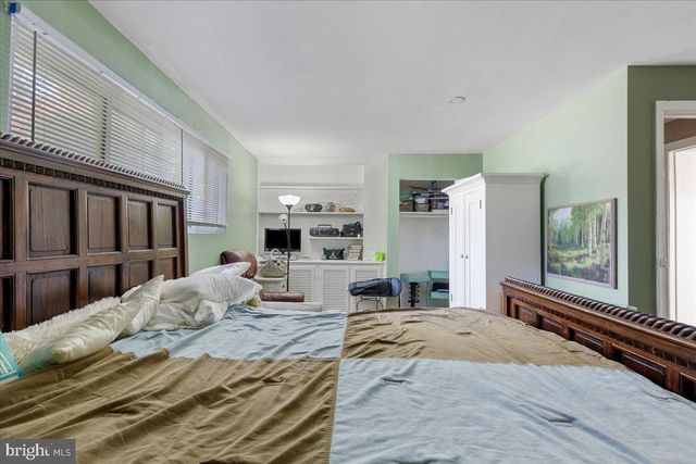 13103 MAGELLAN AVE, Rockville, MD 20853