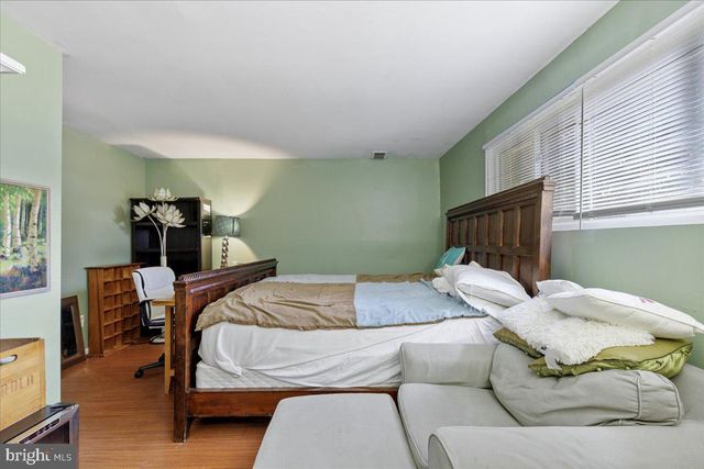 13103 MAGELLAN AVE, Rockville, MD 20853