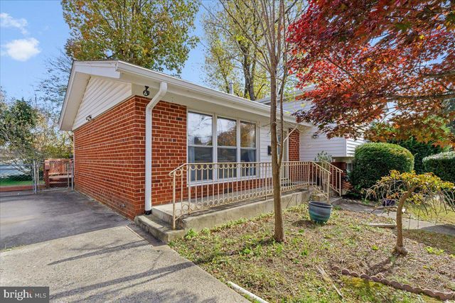 13103 MAGELLAN AVE, Rockville, MD 20853