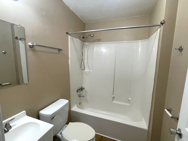 1207 Shawnee Rd, Madison, TN 37115