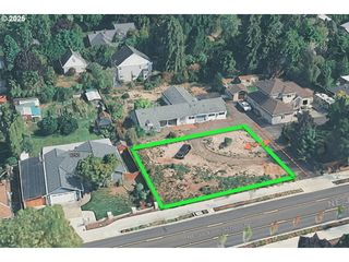 1722 Ne JACKSON SCHOOL Rd, Hillsboro, OR 97124