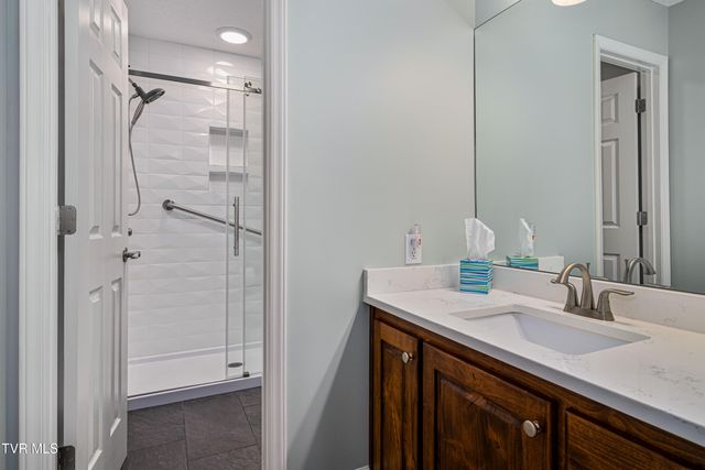 134 Summer Hill Private Drive, Butler, TN 37640