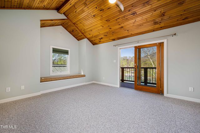 134 Summer Hill Private Drive, Butler, TN 37640