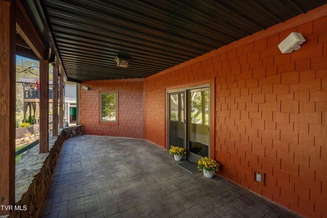 134 Summer Hill Private Drive, Butler, TN 37640