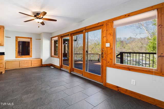 134 Summer Hill Private Drive, Butler, TN 37640