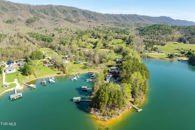 134 Summer Hill Private Drive, Butler, TN 37640