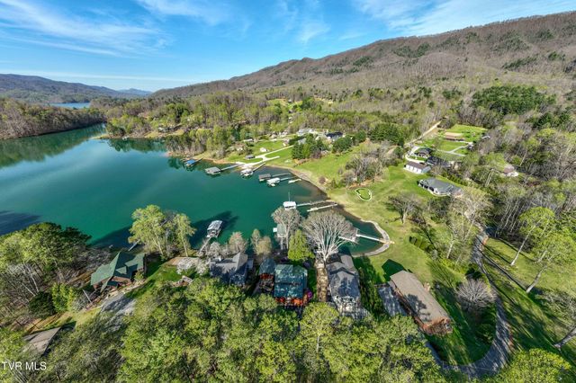 134 Summer Hill Private Drive, Butler, TN 37640