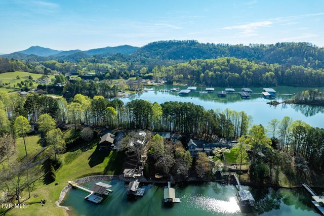 134 Summer Hill Private Drive, Butler, TN 37640