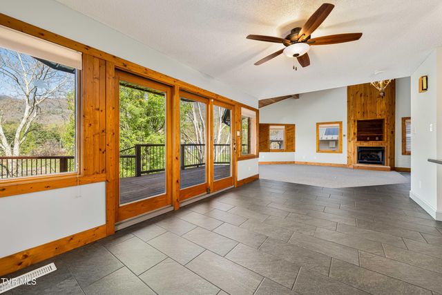 134 Summer Hill Private Drive, Butler, TN 37640