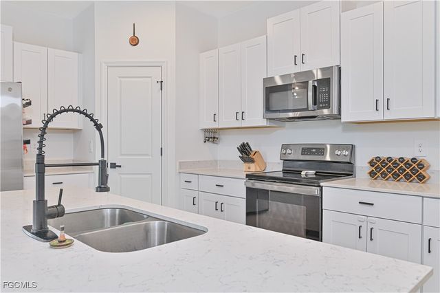 12152 Amber Waves RD, Lehigh Acres, FL 33974