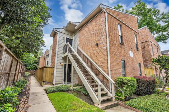 2001 Bering Drive 3J, Houston, TX 77057
