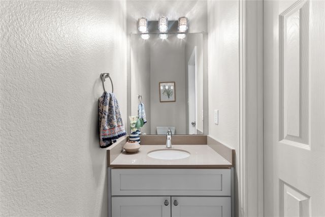 216 Orchard Park Court, Mckinney, TX 75071