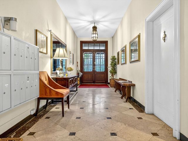 93 Beacon Street 5, Boston, MA 02108