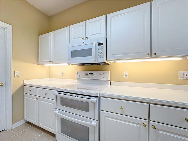 2409 TWICKINGHAM COURT, Clermont, FL 34711