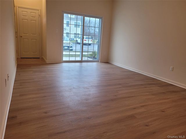 260 Ruth Court, Middletown, NY 10940