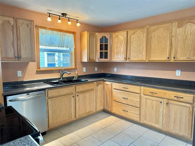 42 Bona Ventura Avenue, Wallkill, NY 12589