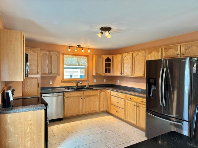 42 Bona Ventura Avenue, Wallkill, NY 12589