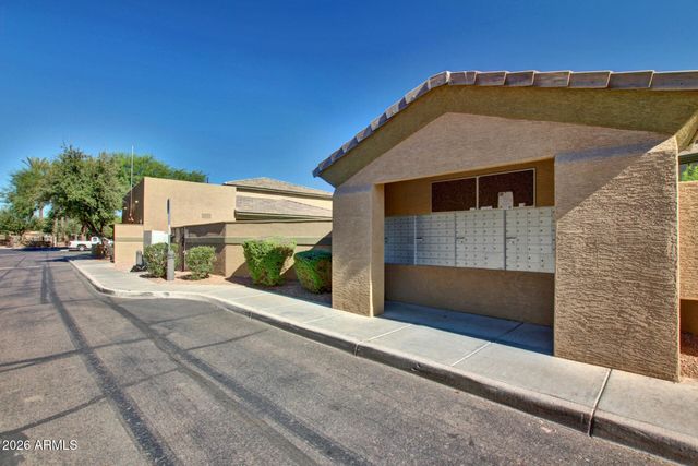 705 W QUEEN CREEK Road 1047, Chandler, AZ 85248