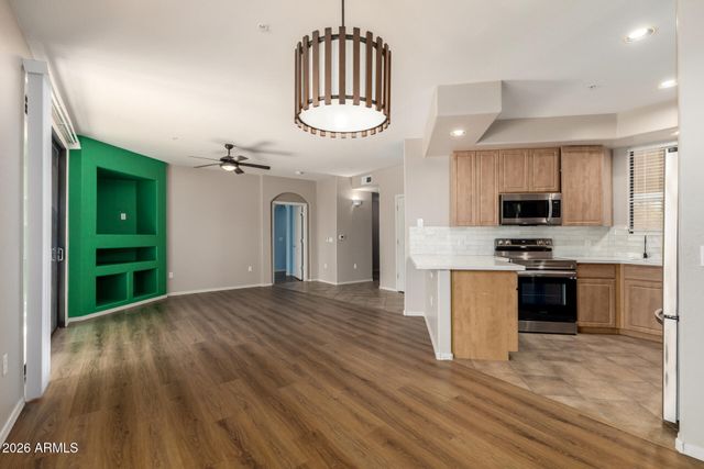 705 W QUEEN CREEK Road 1047, Chandler, AZ 85248