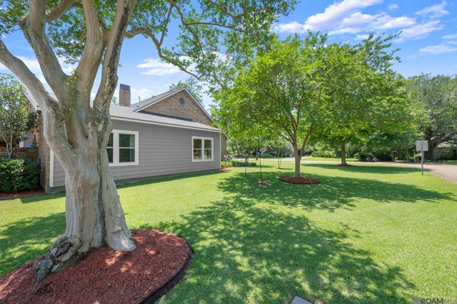 542 High Lake Dr, Baton Rouge, LA 70810