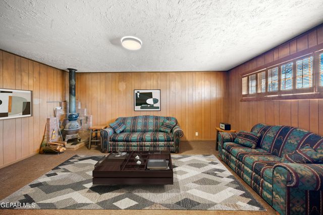 1512 Meadowview Drive, El Paso, TX 79925