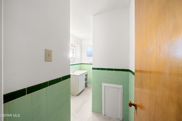 1512 Meadowview Drive, El Paso, TX 79925