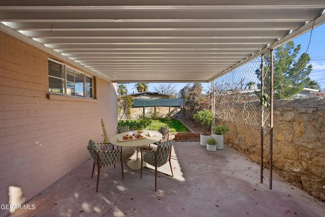 1512 Meadowview Drive, El Paso, TX 79925