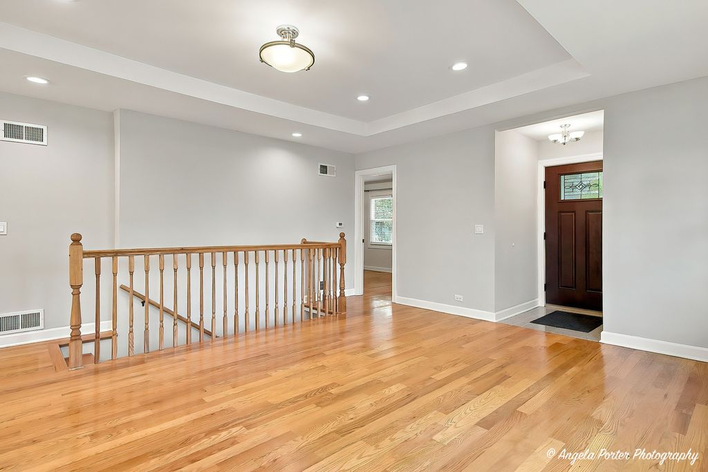 643 Sylviawood Avenue, Park Ridge, IL 60068 — photo 4