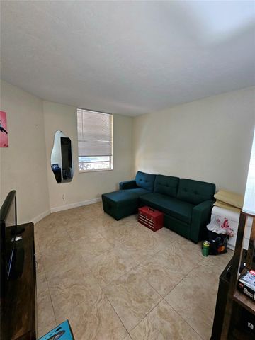 8294 NW 24th St 8294, Coral Springs, FL 33065