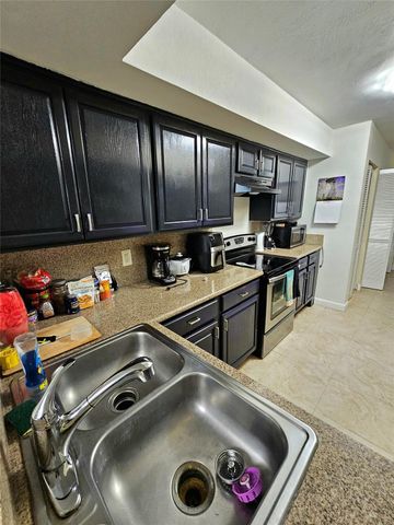 8294 NW 24th St 8294, Coral Springs, FL 33065