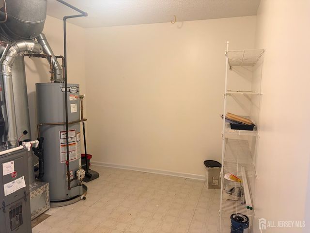 215 Prestwick Way, Edison, NJ 08820