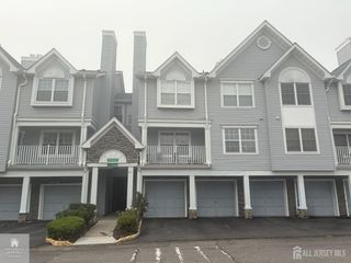 215 Prestwick Way, Edison, NJ 08820