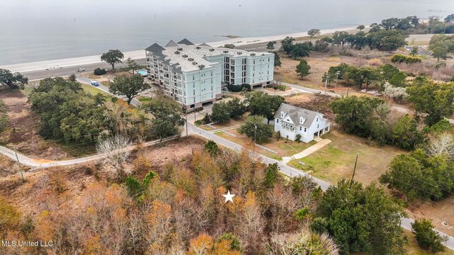 Boisdore Avenue, Pass Christian, MS 39571