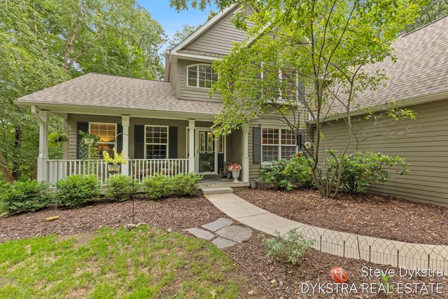 6200 Back Forty Drive NE, Belmont, MI 49306