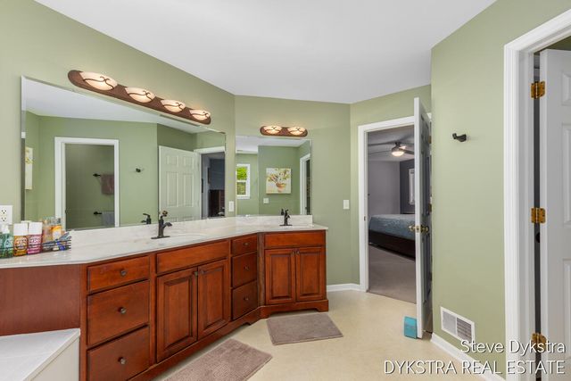6200 Back Forty Drive NE, Belmont, MI 49306