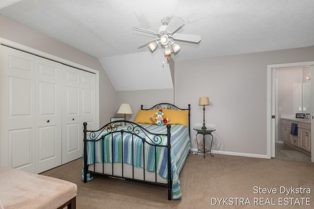 6200 Back Forty Drive NE, Belmont, MI 49306