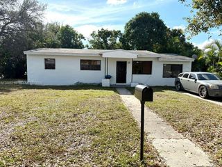 3350 NW 171 Terrace, Miami Gardens, FL 33056