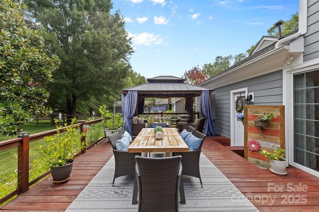 12401 Parks Farm Lane, Charlotte, NC 28277