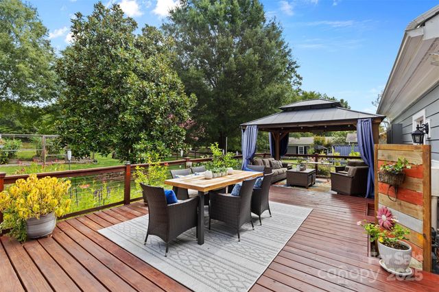 12401 Parks Farm Lane, Charlotte, NC 28277