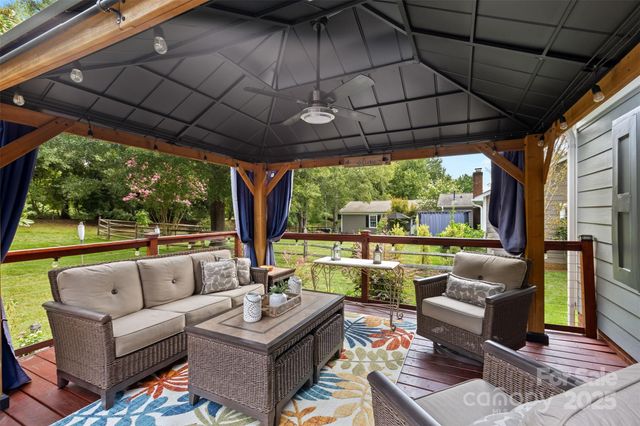 12401 Parks Farm Lane, Charlotte, NC 28277