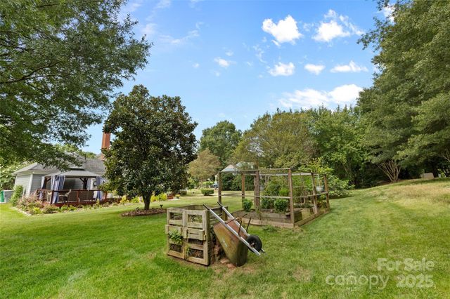 12401 Parks Farm Lane, Charlotte, NC 28277