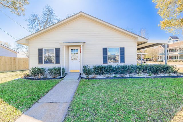 530 6th Street, Sealy, TX 77474