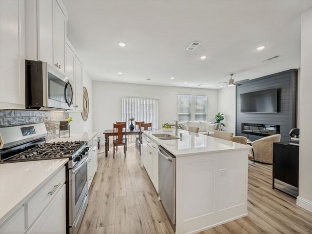 1319 Hill Country Place, Celina, TX 75009