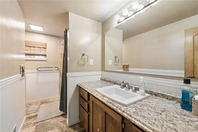 154 Manchester Drive, Irwin, PA 15642