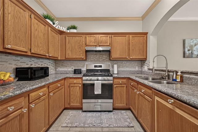 11934 Paseo Arboles Avenue, Houston, TX 77076