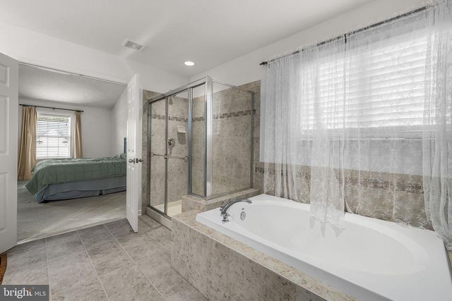 192 MATCHBOX CT, Ranson, WV 25438